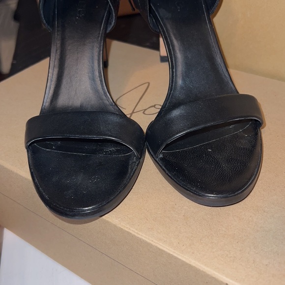 Vince leather heel with ankle zipper Made in Italy size 7 - Picture 3 of 8